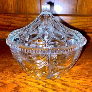 KIG Indonesia Vintage Clear Glass Covered Dish